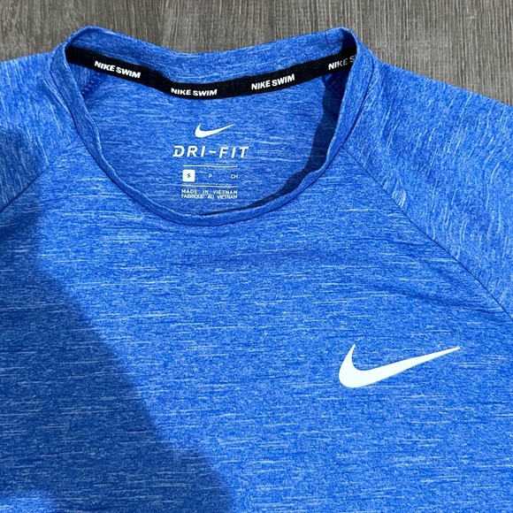 Nike Swim Dri-Fit Men’s Long Sleeve Shirt Heather Royal Blue Size S - Picture 2 of 6